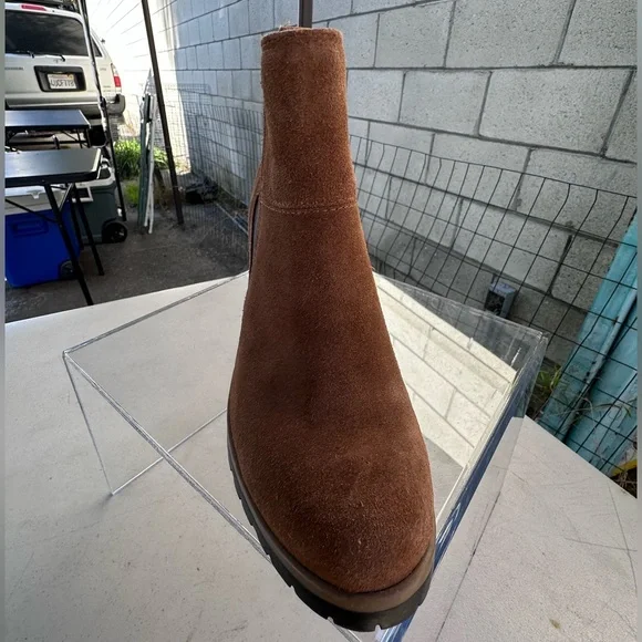 NEW Crevo Women's Alicia Fashion Boot Color/Tan Size: 8.5 - Picture 9 of 10